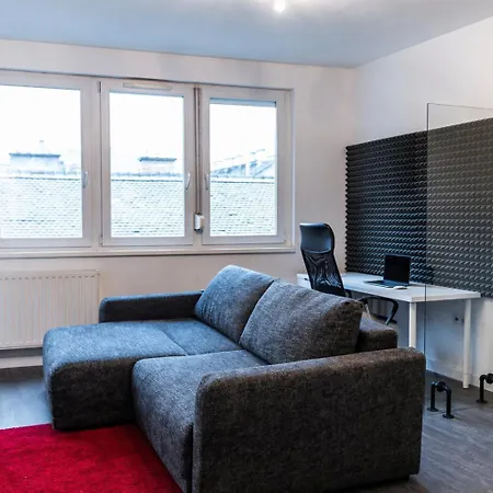 A26 Downtown Apartment With Free Garage And Balcony By Bookbudapest Апартаменты *
