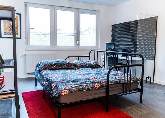 Free Parking - Downtown Location, Balcony & Nespresso Budapesta